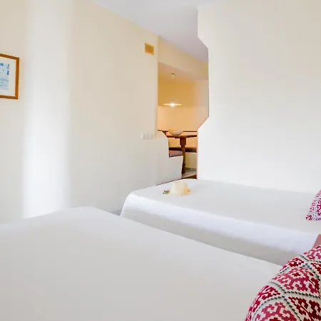 259 Club Atlantis Sea View דירה אדחה