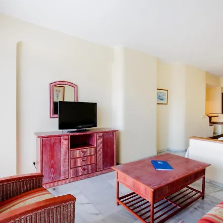 259 Club Atlantis Sea View דירה *